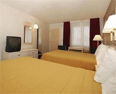 Econo Lodge Downtown South Сан-Антонио Экстерьер фото