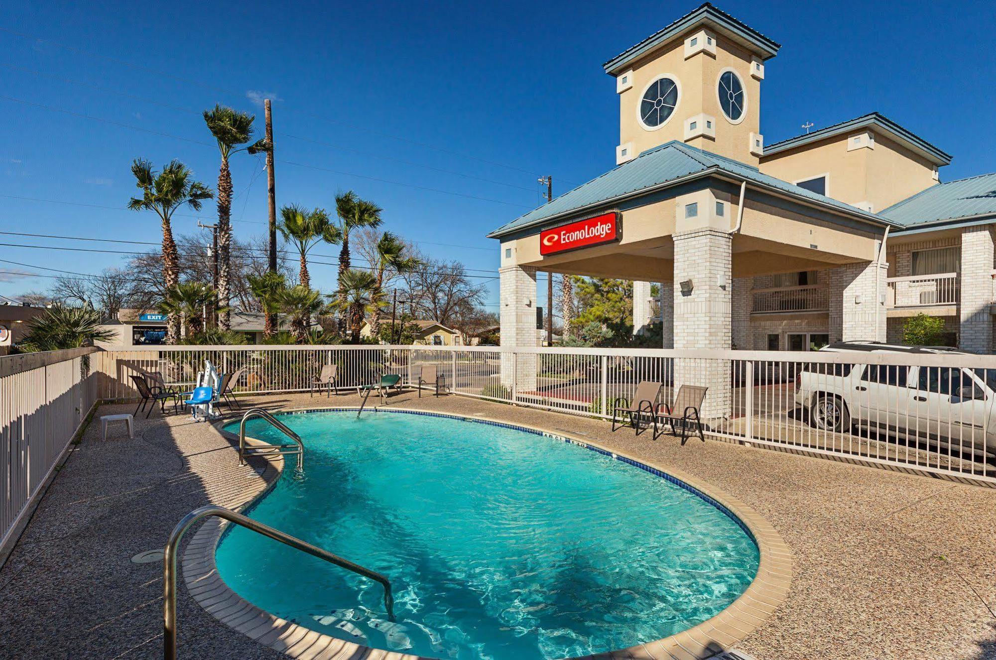 Econo Lodge Downtown South Сан-Антонио Экстерьер фото